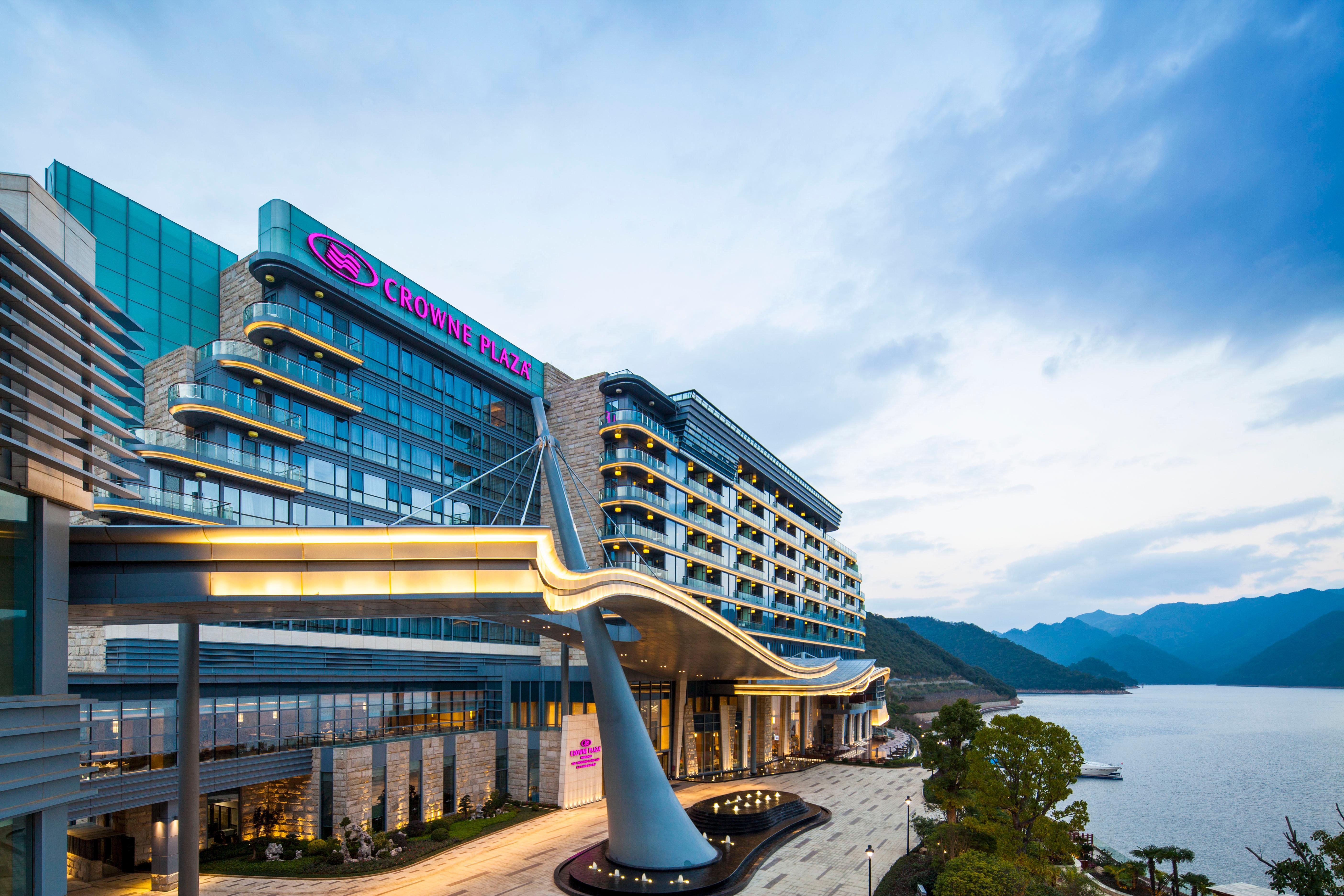 Crowne Plaza Hangzhou Thousand Island Lake By Ihg Jiande Exteriör bild